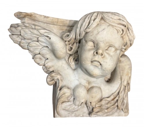 Tête d'ange ailé en marbre blanc de Carrare, italie XVIIIe siècle
