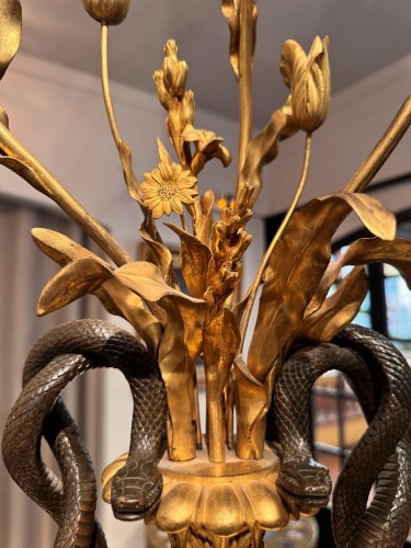 Antiquités - Paire de grands vases "Aux serpents" d'après Pierre Gouthière (1732 - 1813)