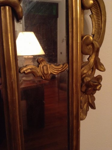 Louis XV - XVIIIthc giltwood mirror