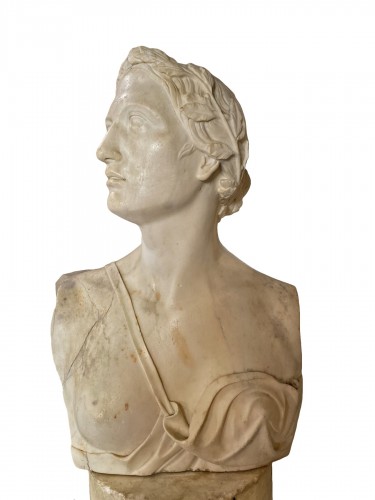 Buste néoclassique en marbre blanc, Italie fin XVIIIe siècle