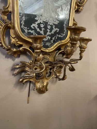 Paire de miroirs d'applique en bois doré, verres gravés, XIXe siècle - 