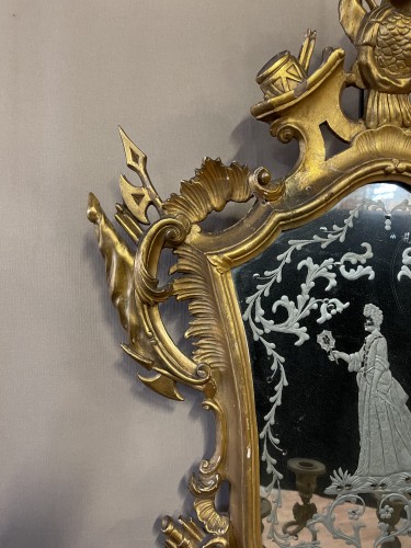  - Paire de miroirs d'applique en bois doré, verres gravés, XIXe siècle
