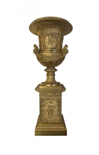 Grand vase Médicis en bronze doré, époque Empire