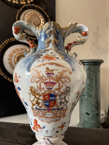 Paire de vases en porcelaine, Angleterre fin XIXe siècle - Céramiques, Porcelaines Style 