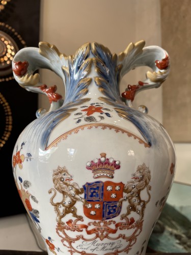 Céramiques, Porcelaines  - Paire de vases en porcelaine, Angleterre fin XIXe siècle