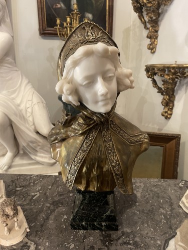 Sculpture Sculpture en Marbre - Affortunato Gory - Jeune beauté en marbre de carrare et bronze doré