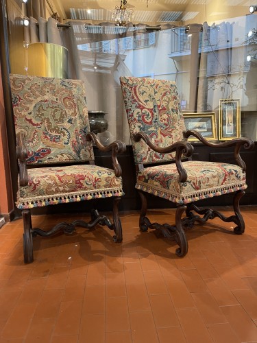 Paire de fauteuils Louis XIV en noyer, époque XVIIe siècle - Sièges Style Louis XIV