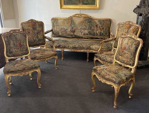 Salon Louis XV en tapisserie et bois doré