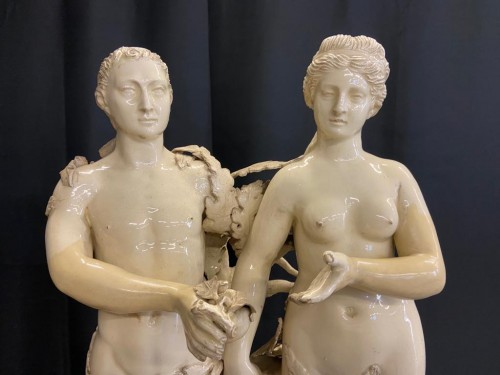 Adam et Eve Centre de table en faïence, début XIXe siècle - Céramiques, Porcelaines Style 