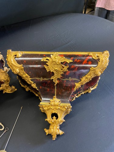Cartel et sa console d'époque Louis XV, signé " G. J. Champion à Paris " - 