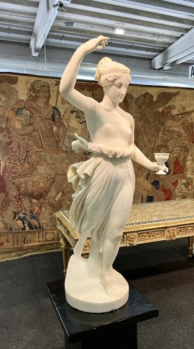Hébé ou Ebe, marbre blanc d'après Antonio Canova - Sculpture Style 
