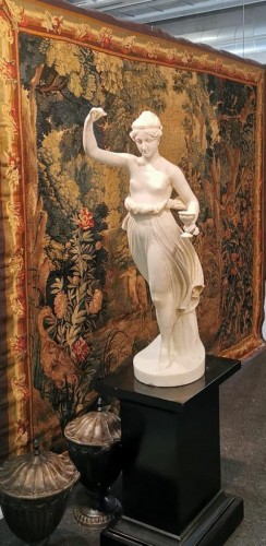 Antiquités - Hébé ou Ebe, marbre blanc d'après Antonio Canova