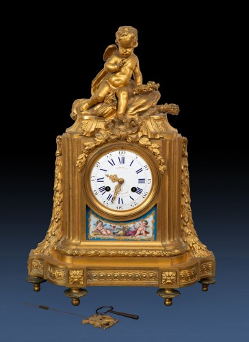 Napoleon III clock in gilt bronze and porcelain plates - Napoléon III