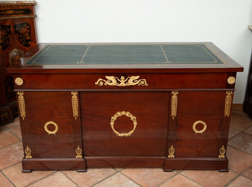 Antiquités - Mahogany and gilt bronze desk, France late 19th century