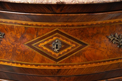 Mobilier Commode - Commode Napolitaine du XVIIIe siècle