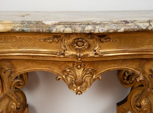 Console génoise Louis XV en bois doré et sculpté - Mobilier Style Louis XV