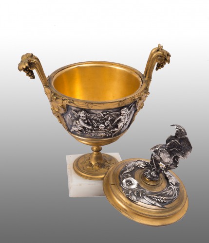 Coupe en bronze doré et argenté sur socle en albâtre  - Borrelli Antichita