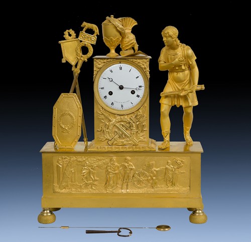 Pendule Empire en bronze doré XIX Siècle