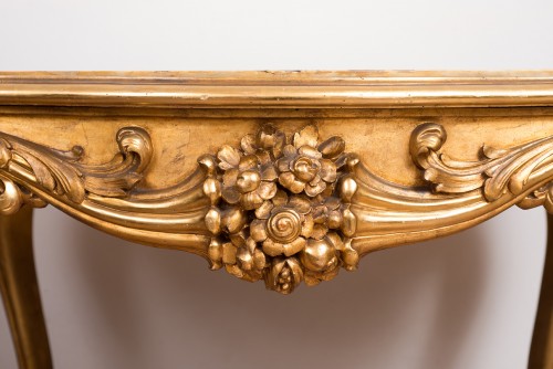 Table en bois doré sculpté, fin 19 siècle - Mobilier Style Napoléon III