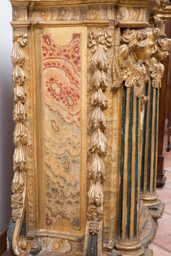 Art sacré, objets religieux  - Tabernacle en bois doré et sculpté - Italie, Rome XVIIe siècle