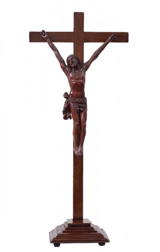Crucifix en bois de tilleul - Naples XVIIIe siècle