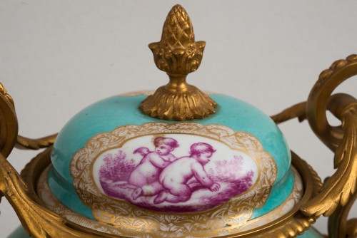 Vase table en porcelaine fin 19e siècle - Objet de décoration Style 