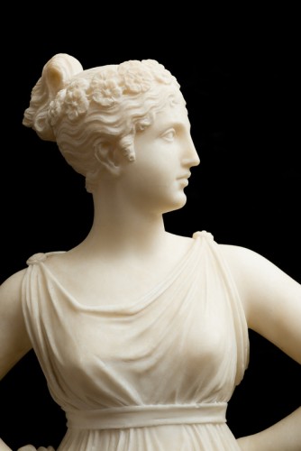 Sculpture  - Jeune femme en albâtre, France 19e Siècle