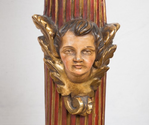 Paire de flambeaux en bois laqué et doré Espagne début XIXe siècle - Luminaires Style 