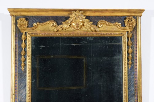 18th century, Italian Louis XIV Carved Giltwood Mirror - 