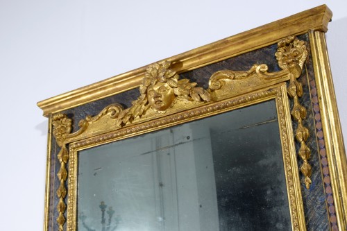 Louis XIV - Miroir baroque en bois sculpté et doré, Italie, XVIIIe siècle Louis XIV