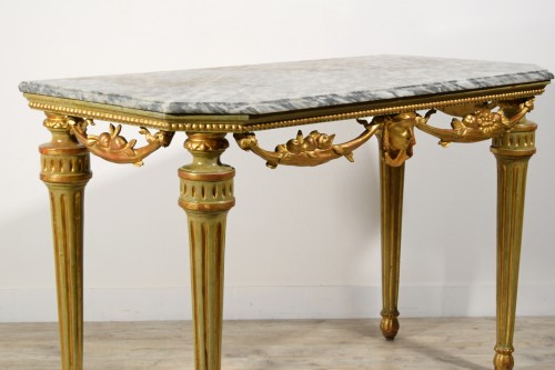 Antiquités - Console néoclassique en bois sculpté, laqué et doré, Italie XVIIIe siècle