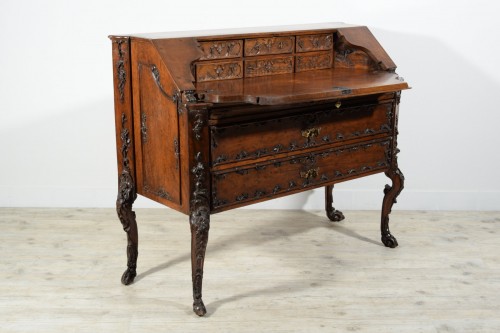  - 18th Century, Louis XIV Carved Walnut Wood Drop-leaf Cabinet 