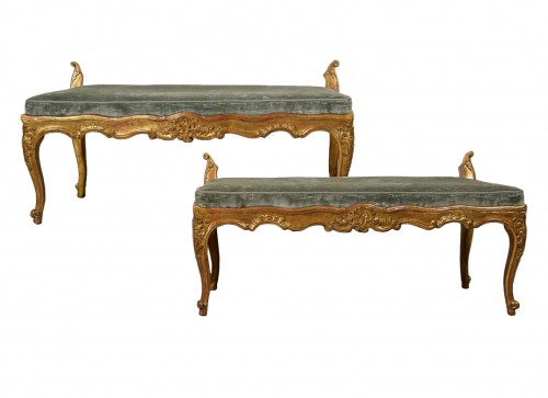 18th Century, Pair of Italian Rococo Carved Giltwood Benches 