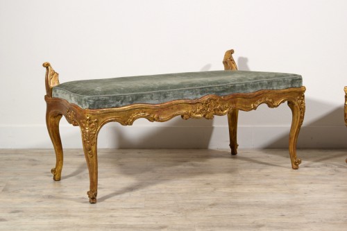 Louis XV - 18th Century, Pair of Italian Rococo Carved Giltwood Benches 