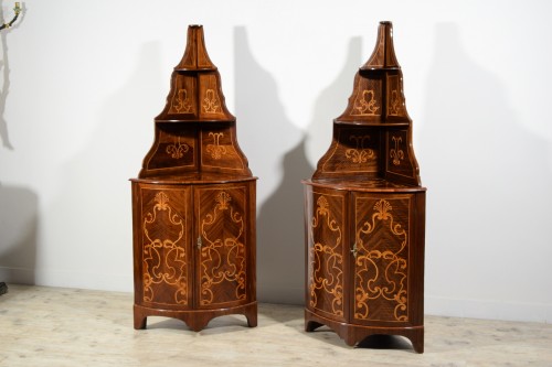 18th Century, Pair of Italian Inlay Wood Corner Cabinets  - 