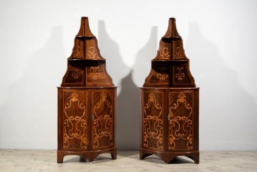 18th century - 18th Century, Pair of Italian Inlay Wood Corner Cabinets 