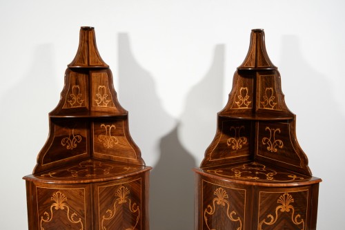 18th Century, Pair of Italian Inlay Wood Corner Cabinets  - Louis XV