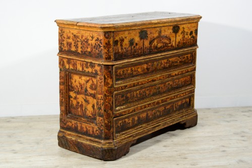 Commode baroque en bois laqué avec figures orientales, Italie début du XVIIIe siècle - Brozzetti Antichità