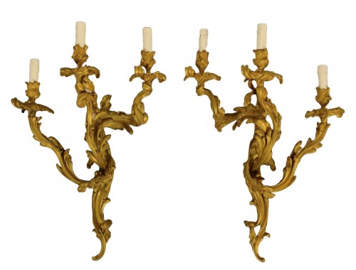 Pair Of French Wall Lamps In Gilded Bronze, Louis XV Style, 19th Century