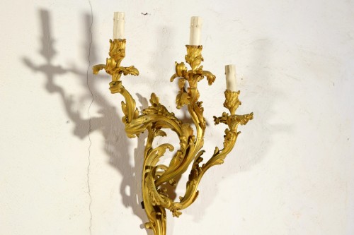 Antiquités - Pair Of French Wall Lamps In Gilded Bronze, Louis XV Style, 19th Century