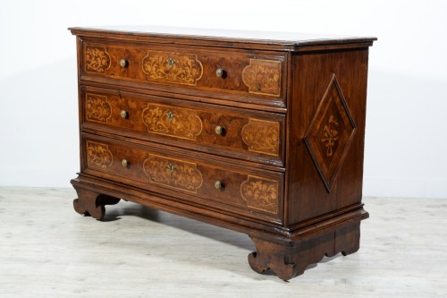 Mobilier Commode - Grand commode baroque en bois de noyer, Italie XVIIe siècle