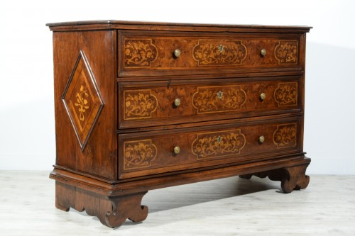 Grand commode baroque en bois de noyer, Italie XVIIe siècle - Brozzetti Antichità