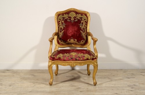 Sièges Fauteuil & Bergère - Fauteuil en bois sculpté et doré, Italie, Italie milieu du XVIIIe siècle