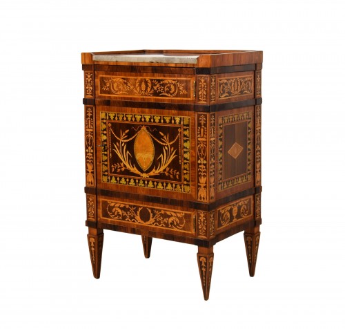 18th Century, Italian Neoclassical Wood Inlaid Cabinet 