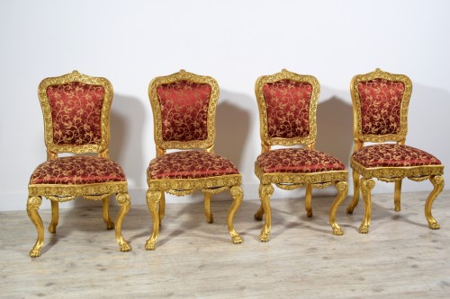 XVIIIe siècle - Quatre chaises baroques en bois sculpté et doré, Rome milieu du XVIIIe siècle