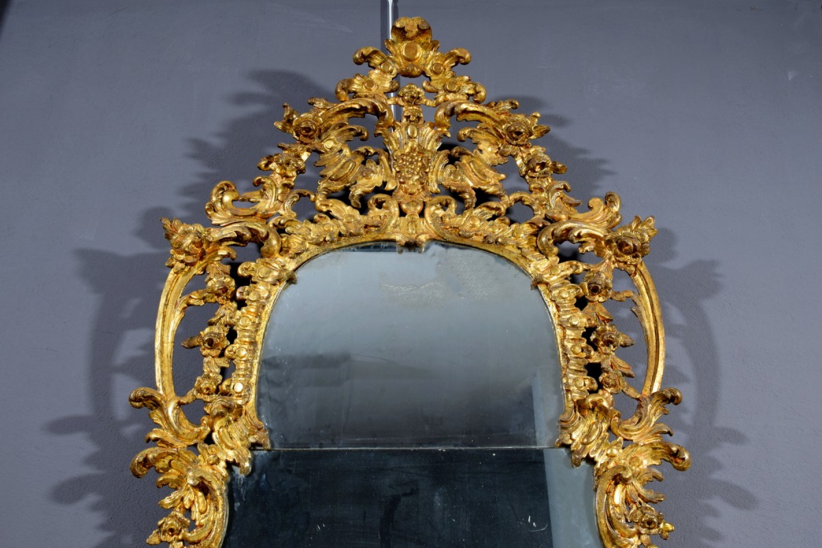 Miroir baroque en bois sculpté et doré à la Mecca, Italie milieu du XVIIIe  siècle - N.104738