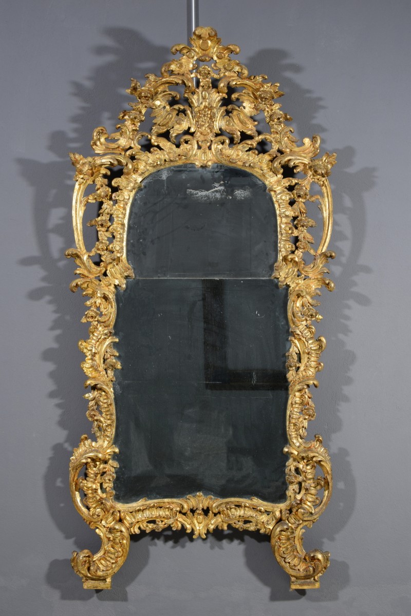 Miroir baroque en bois sculpté et doré à la Mecca, Italie milieu du XVIIIe  siècle - N.104738