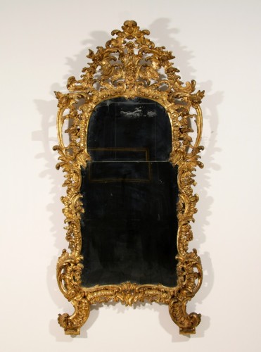18th century Italian Barocchetto Handcarved Giltwood Mirror  - Mirrors, Trumeau Style Louis XV