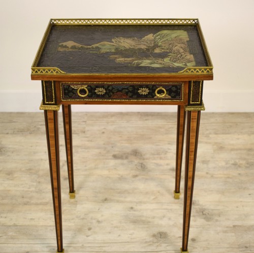 Antiquités - wood coffee table, chinoiserie lacquer and gilt bronze, 19th century France