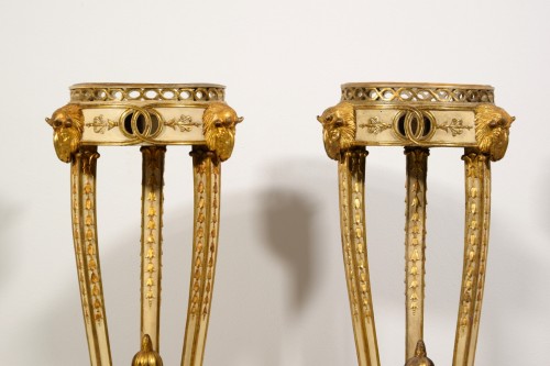 18th Century, Pair Of Italian Neoclassical Table Gueridon - 